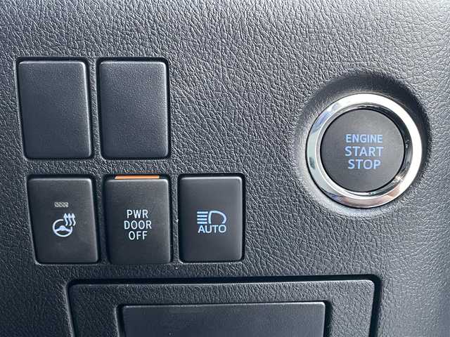 トヨタ アルファード S Cパッケージ 群馬県 2023(令5)年 0.5万km ホワイトパールクリスタルシャイン トヨタセーフティセンス/・衝突軽減ブレーキシステム/・レーンキープアシスト/・レーダークルーズコントロール/・オートハイビーム/・クリアランスソナー/純正ディスプレイオーディオ/（ナビ機能/DVDデッキ/BT/フルセグTV/Miracast）/バックカメラ/ダブルサンルーフ/純正フリップダウンモニター/両側パワースライドドア/ビルトインETC2.0/ステアリングスイッチ/ステアリングヒーター/パワーシート（D席メモリ機能あり）/シートヒーター/エアシート/オートホールド/LEDヘッドライト/フォグライト/ドアバイザー/電格ミラー/純正フロアマット/純正18インチアルミホイール