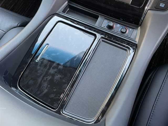 トヨタ アルファード S Cパッケージ 群馬県 2023(令5)年 0.5万km ホワイトパールクリスタルシャイン トヨタセーフティセンス/・衝突軽減ブレーキシステム/・レーンキープアシスト/・レーダークルーズコントロール/・オートハイビーム/・クリアランスソナー/純正ディスプレイオーディオ/（ナビ機能/DVDデッキ/BT/フルセグTV/Miracast）/バックカメラ/ダブルサンルーフ/純正フリップダウンモニター/両側パワースライドドア/ビルトインETC2.0/ステアリングスイッチ/ステアリングヒーター/パワーシート（D席メモリ機能あり）/シートヒーター/エアシート/オートホールド/LEDヘッドライト/フォグライト/ドアバイザー/電格ミラー/純正フロアマット/純正18インチアルミホイール