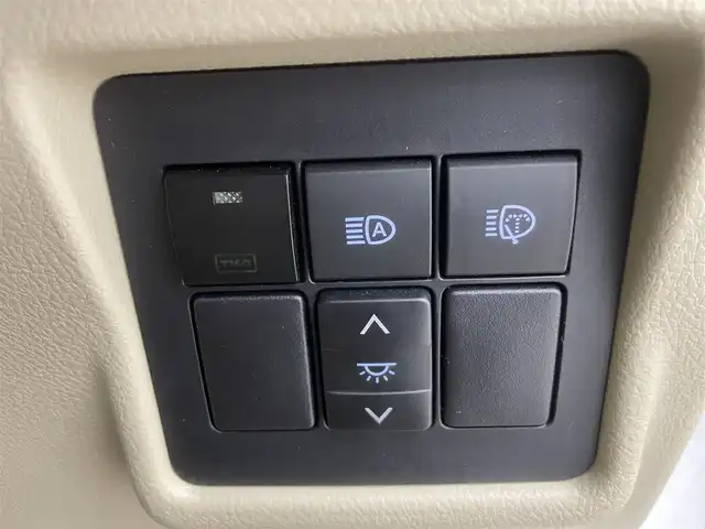 トヨタ ランドクルーザー プラド TX Lパッケージ 富山県 2023(令5)年 2.1万km ホワイトパールクリスタルシャイン サンルーフ/モデリスタエアロ/純正ナビ（AM/FM/DVD/BT/フルセグ）/バックカメラ/ドライブレコーダー/ETC/レザーシート/D/N席パワーシート/D/N席シートヒーター/D/N席シートベンチレーション/衝突被害軽減システム/レーダークルーズコントロール/レーンキープアシスト/コーナーセンサー/横滑り防止装置/純正アルミホイール/純正フロアマット/革巻きステアリング/ステアリングスイッチ/スマートキー