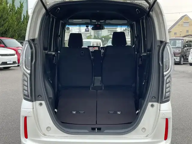 ホンダ Ｎ ＢＯＸ カスタム G L ホンダセンシング 和歌山県 2018(平30)年 8.4万km プレミアムホワイトパールⅡ (株)IDOMが運営する【じしゃロン和歌山店】の自社ローン専用車両になります。こちらは現金またはオートローンご利用時の価格です。自社ローンご希望の方は別途その旨お申付け下さい/社外ナビ/CD/DVD/フルセグ/Bluetooth/両側パワースライドドア/横滑り防止装置/コーナーセンサー/レーンアシスト/エマージェンシーブレーキ/アイドリングストップ/バックカメラ/ETC