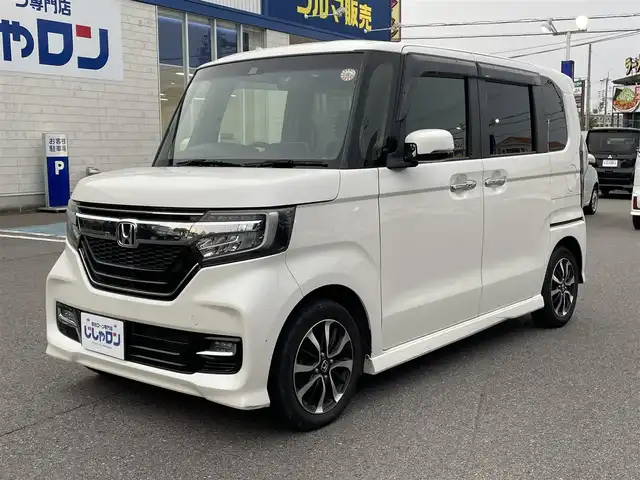 ホンダ Ｎ ＢＯＸ カスタム G L ホンダセンシング 和歌山県 2018(平30)年 8.4万km プレミアムホワイトパールⅡ (株)IDOMが運営する【じしゃロン和歌山店】の自社ローン専用車両になります。こちらは現金またはオートローンご利用時の価格です。自社ローンご希望の方は別途その旨お申付け下さい/社外ナビ/CD/DVD/フルセグ/Bluetooth/両側パワースライドドア/横滑り防止装置/コーナーセンサー/レーンアシスト/エマージェンシーブレーキ/アイドリングストップ/バックカメラ/ETC
