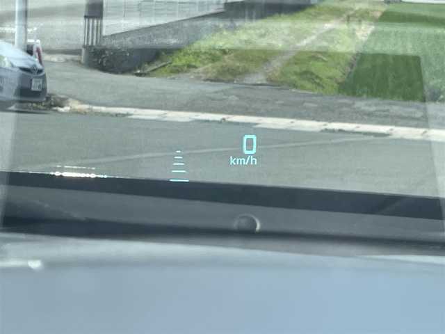 マツダ アテンザ ワゴン XD プロアクティブ 福岡県 2015(平27)年 6.9万km ジェットブラックマイカ 純正ディスプレイオーディオ/　(FM/AM/AHA/Bluetooth/USB/CD//　 AUX/DVD/TV/交通情報/バックカメラ)/ＥＴＣ/電動パーキングブレーキ/クルーズコントロール/　（追従走行あり）/パドルシフト/ドライバーアテンションアラート/衝突軽減ブレーキ/クリアランスソナー/レーンキープアシスト/横滑り防止装置/リアサンシェード/デュアルオートエアコン/後席送風機/電格ミラー/ドアバイザー/ＬＥＤヘッドライト