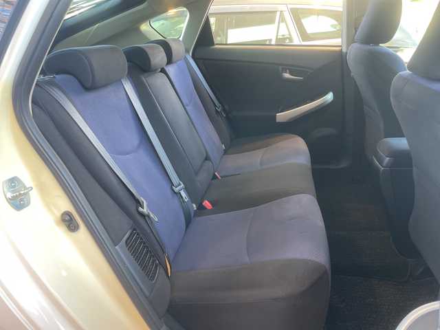 トヨタ プリウス S ツーリングセレクション 静岡県 2013(平25)年 7.7万km ホワイトパールクリスタルシャイン ワンオーナー/社外ナビ（MDV-S711HDW）/フルセグテレビ/ステアリングスイッチ/ビルトインETC/オートライト/純正17インチAW/スマートキー/スペアキー/保証書/取説