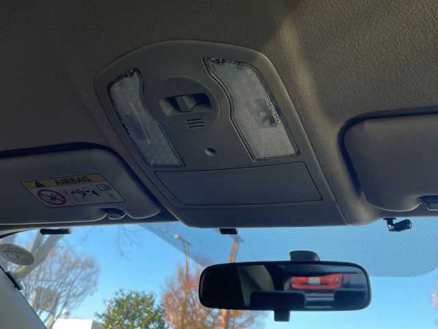 トヨタ プリウス S ツーリングセレクション 静岡県 2013(平25)年 7.7万km ホワイトパールクリスタルシャイン ワンオーナー/社外ナビ（MDV-S711HDW）/フルセグテレビ/ステアリングスイッチ/ビルトインETC/オートライト/純正17インチAW/スマートキー/スペアキー/保証書/取説