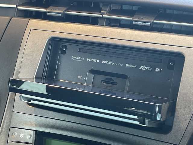 トヨタ プリウス S ツーリングセレクション 静岡県 2013(平25)年 7.7万km ホワイトパールクリスタルシャイン ワンオーナー/社外ナビ（MDV-S711HDW）/フルセグテレビ/ステアリングスイッチ/ビルトインETC/オートライト/純正17インチAW/スマートキー/スペアキー/保証書/取説