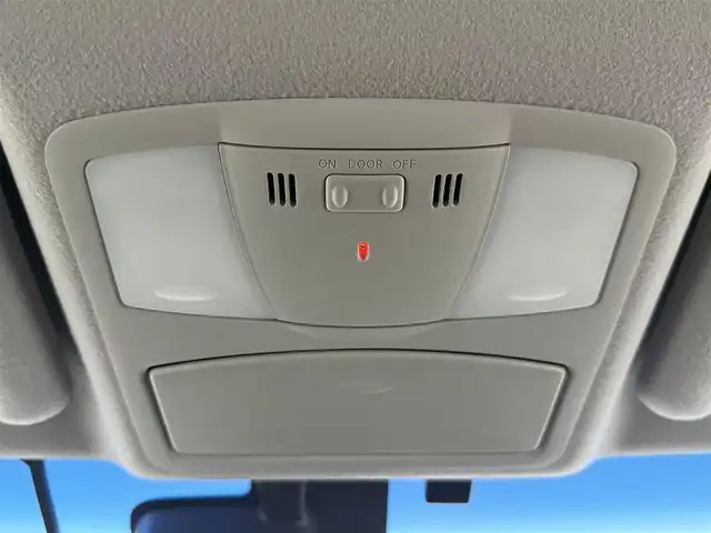 日産 エルグランド 250ハイウェイスターS 愛知県 2021(令3)年 1.8万km 黒 純正OP NISMO　フロントエアロパーツ/純正ワイドナビ/（Bluetooth/フルセグTV/SD/HDMI/CD/DVD/Blu-ray/AM・FM）/全方位カメラ/両側パワースライドドア/パワーバックドア/ハーフレザー/ブラインドスポットモニター/ETC/ドラレコ/純正フロアマット/オートライト/スマートキー/ステアリングリモコン/衝突軽減システム/ACC/テレビキャンセラー/プッシュスタート/純正AW/サンシェード/オットマン