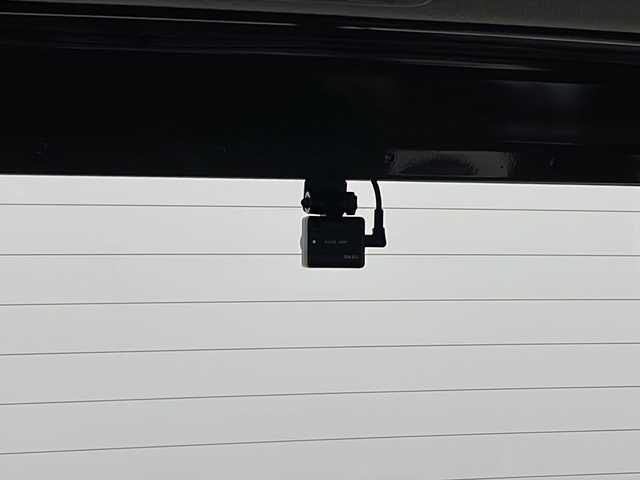 スズキ ジムニー XL 埼玉県 2020(令2)年 3.7万km ジャングルグリーン 社外ナビ（D707BTW）/（ｉＰｏｄ・ＵＳＢ・ＳＤ・ＴＶ・ＦＭ・ＡＭ・Ｂｌｕｅｔｏｏｔｈ）/前後ドライブレコーダー/前席シートヒーター/バックカメラ/横滑り防止装置/レーンキープアシスト/盗難防止装置/衝突軽減ブレーキ/オートハイビーム/ダウンヒルアシストコントロール/フロントフォグランプ/純正ドアバイザー/純正フロアマット/プッシュスタート/電動格納ミラー/スマートキーｘ２