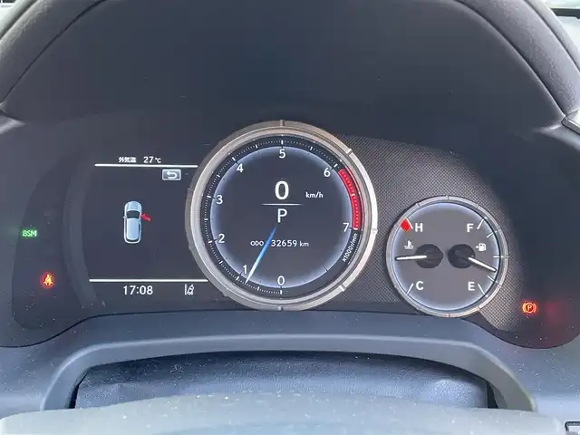 レクサス ＲＸ 300 Fスポーツ 福岡県 2020(令2)年 3.3万km グラファイトブラックガラスフレーク ワンオーナー/純正メーカーナビ/フルセグTV/Bluetooth対応/サンルーフ/クルーズコントロール/パドルシフト/360度カメラ/バックカメラ/ブラインドスポットモニター/シートヒーター（前席・後席）/エアーシート（前席）/ステアリングヒーター/パワーバックドア/パワーシート（運転席メモリ付）/レザーシート/ビルトインETC/純正フロアマット/純正アルミホイール/プッシュスタート/禁煙車/取扱説明書/スペアキー/スマートキー