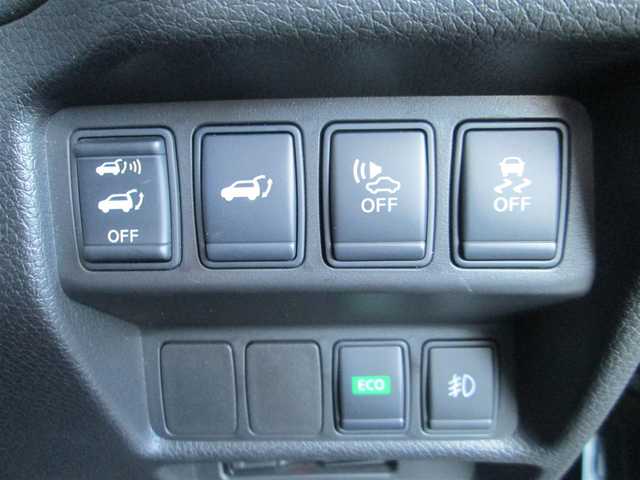 日産 エクストレイル ハイブリッド 20X エマージェンシーブレーキ 千葉県 2017(平29)年 6.4万km スチールブルー ワンオーナー/純正SDナビ、フルセグTV/バックカメラ/純正オーディオ【DVD/CD/BT/SD/USB】/LEDヘッドライト&ハロゲンフォグ/エマージェンシーブレーキ/車線逸脱警報/横滑り防止装置/革巻きステアリング/カプロンシート/前席シートヒーター/前後コーナーセンサー/パワーバックドア/ビルトインETC/スペアキー/取扱説明書/新車時保証書/日産整備記録簿(H30/31/R2/3/4/5/6/7)