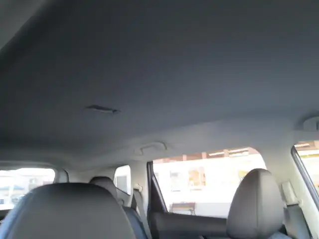 日産 エクストレイル ハイブリッド 20X エマージェンシーブレーキ 千葉県 2017(平29)年 6.4万km スチールブルー ワンオーナー/純正SDナビ、フルセグTV/バックカメラ/純正オーディオ【DVD/CD/BT/SD/USB】/LEDヘッドライト&ハロゲンフォグ/エマージェンシーブレーキ/車線逸脱警報/横滑り防止装置/革巻きステアリング/カプロンシート/前席シートヒーター/前後コーナーセンサー/パワーバックドア/ビルトインETC/スペアキー/取扱説明書/新車時保証書/日産整備記録簿(H30/31/R2/3/4/5/6/7)