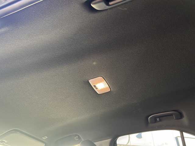 トヨタ ヤリスクロス ハイブリッド Z 愛知県 2024(令6)年 2.7万km ブラックマイカ ・禁煙車/・ワンオーナー/・純正ディスプレイオーディオ/・ナビ付/フルセグＴＶ//Bluetooth//USB/HDMI/・パノラミックビューモニター/・ビルトインＥＴＣ/・アドバンスドパーク/・トヨタセーフティセンス/・PCS/LTA/LDA/・オートハイビーム/・BSM/RSA/・レーダークルーズコントロール/・クリアランスソナー/・D/N席シートヒーター/・ステアリングヒーター/・プッシュスタート/・運転席パワーシート/・黒合皮ハーフレザーシート/・LEDオートライト/・電動格納ウィンカーミラー/・横滑り防止装置/・純正18インチアルミ/・新車保証書/取扱説明書