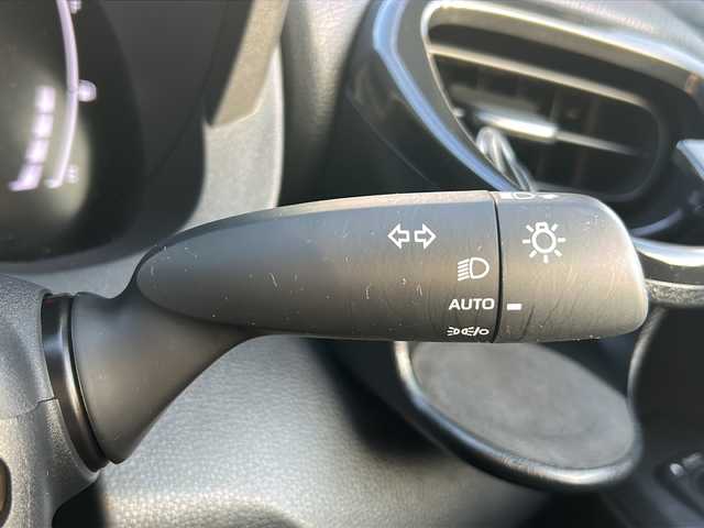 トヨタ ヤリスクロス ハイブリッド Z 愛知県 2024(令6)年 2.7万km ブラックマイカ ・禁煙車/・ワンオーナー/・純正ディスプレイオーディオ/・ナビ付/フルセグＴＶ//Bluetooth//USB/HDMI/・パノラミックビューモニター/・ビルトインＥＴＣ/・アドバンスドパーク/・トヨタセーフティセンス/・PCS/LTA/LDA/・オートハイビーム/・BSM/RSA/・レーダークルーズコントロール/・クリアランスソナー/・D/N席シートヒーター/・ステアリングヒーター/・プッシュスタート/・運転席パワーシート/・黒合皮ハーフレザーシート/・LEDオートライト/・電動格納ウィンカーミラー/・横滑り防止装置/・純正18インチアルミ/・新車保証書/取扱説明書