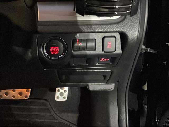 スバル インプレッサ ＸＶ 2．0i－L アイサイト 福島県 2013(平25)年 2.4万km クリスタルブラックシリカ 4WD ナビ フルセグTV アイサイト オートクルーズ追従有 パドルシフト　D席パワーシート オートライト フォグランプ レーンキープ 横滑り防止 ドアバイザー スマートキー