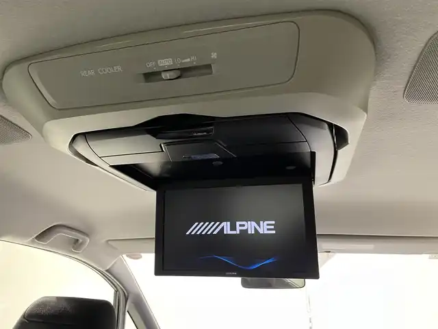 トヨタ ヴォクシー ハイブリッド ZS 煌Ⅱ 愛知県 2017(平29)年 8万km ブラック アルパインＢＩＧＸ１１インチ/アルパインフリップダウンモニター/ダブルゾーン/両側パワースライドドア/プリクラッシュセーフティ　/レーンディパーチャーアラート/先行車発進告知/オートハイビーム/アクセサリーソケット　/ビルトインＥＴＣ/バックカメラ/ISOFIX/プッシュスタート