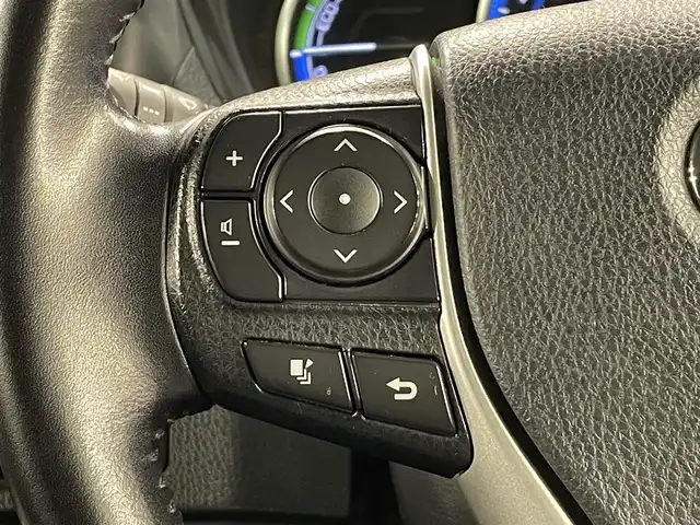 トヨタ ヴォクシー ハイブリッド ZS 煌Ⅱ 愛知県 2017(平29)年 8万km ブラック アルパインＢＩＧＸ１１インチ/アルパインフリップダウンモニター/ダブルゾーン/両側パワースライドドア/プリクラッシュセーフティ　/レーンディパーチャーアラート/先行車発進告知/オートハイビーム/アクセサリーソケット　/ビルトインＥＴＣ/バックカメラ/ISOFIX/プッシュスタート