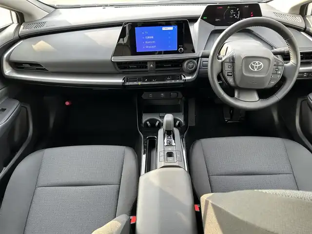 トヨタ プリウス U 岡山県 2024(令6)年 0.3万km プラチナホワイトパールマイカ コネクティッドナビ対応ディスプレイオーディオ/フルセグTV/USB/Bluetooth/バックカメラ/トヨタセーフティセンス/レーダークルーズコントロール/レーンキープアシスト/プリクラッシュセーフティ/ハイビームアシスト/セーフティセンス付帯オプション/ブラインドスポットモニター/パーキングサポートブレーキ/レーンチェンジアシスト/充電用USB端子/ETC2.0/ドライブレコーダー/禁煙車