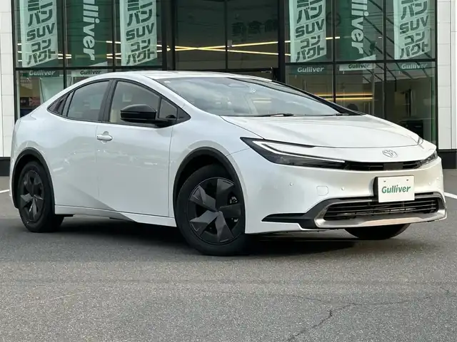 トヨタ プリウス U 岡山県 2024(令6)年 0.3万km プラチナホワイトパールマイカ コネクティッドナビ対応ディスプレイオーディオ/フルセグTV/USB/Bluetooth/バックカメラ/トヨタセーフティセンス/レーダークルーズコントロール/レーンキープアシスト/プリクラッシュセーフティ/ハイビームアシスト/セーフティセンス付帯オプション/ブラインドスポットモニター/パーキングサポートブレーキ/レーンチェンジアシスト/充電用USB端子/ETC2.0/ドライブレコーダー/禁煙車