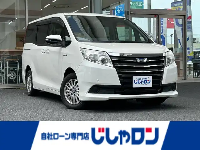 トヨタ ノア ハイブリッド X 岐阜県 2015(平27)年 14万km ホワイトパールクリスタルシャイン (株)IDOMが運営する【じしゃロン多治見店】の自社ローン専用車両になります。こちらは現金またはオートローンご利用時の価格です。自社ローンご希望の方は別途その旨お申付け下さい。/ディーラーオプションナビ/　（Bluetooth/DVD/フルセグ）/左側パワースライドドア/バックカメラ/オートライト/ETC/前後ドライブレコーダー/ステアリングリモコン