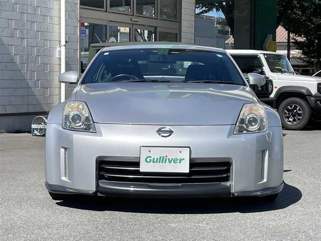 日産 フェアレディ Ｚ バージョンS 静岡県 2008(平20)年 14.9万km ブリリアントシルバー ６ＭＴ車　/ＴＥＩＮ車高調　/ブレンボキャリパー　/ＭＯＭＯステアリング　　/レカロシート　　/フロントエアダムフィニッシャー　/リアスポイラー　/純正１８インチＡＷ　/社外ＣＤオーディオ　/ＥＴＣ　　/リモコンキー /スペアキー/保証書/取説