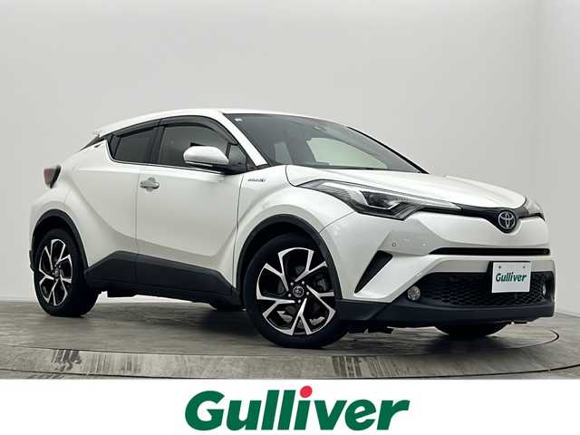 トヨタ Ｃ－ＨＲ G LEDエディション 宮城県 2018(平30)年 4.4万km ホワイトパールクリスタルシャイン 純正9型ナビ/バックカメラ/Toyota Safety Sense/・プリクラッシュセーフティ［PCS］/・レーンディパーチャーアラート［LDA］（操舵支援あり）/・オートハイビーム［AHB］/・レーダークルコン（全車速追従機能付）/・クリアランスソナー＆バックソナー/・ブラインドスポットモニター［BSM］/・先行車発進告知機能/ビルトインETC2.0/運転席パワーシート/純正18インチAW/ハーフレザー/純正LEDヘッドライト/純正フロアマット/カーテンエアバッグ/オートライト