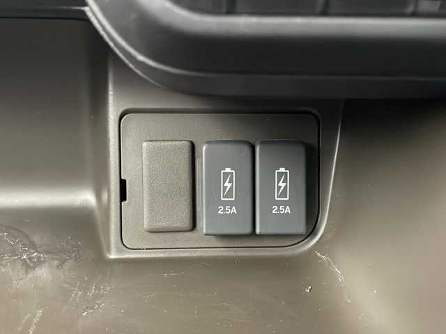 ホンダ Ｎ ＢＯＸ L 栃木県 2022(令4)年 2.4万km プレミアムアイボリーパールⅡ 両側パワースライドドア/ナビ/　CD/DVD/BT/AM/FM/SD/バックカメラ/ドライブレコーダー/シートヒーター/衝突軽減ブレーキ/レーンキープアシスト/バックソナー/レーダークルーズコントロール/オートLEDヘッドライト/オートハイビーム/電格ウィンカーミラー/ステアリングスイッチ/オートホールド/　　　　　　　　　　　　　　　　　　　　　　　　　　　　　　