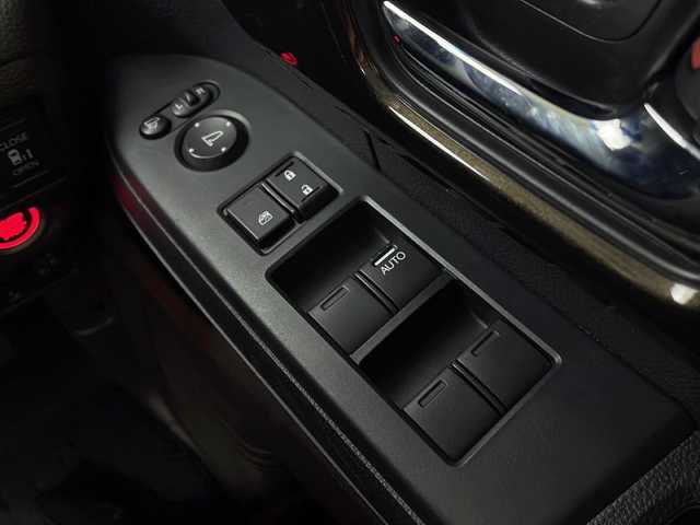 ホンダ Ｎ ＢＯＸ L 栃木県 2022(令4)年 2.4万km プレミアムアイボリーパールⅡ 両側パワースライドドア/ナビ/　CD/DVD/BT/AM/FM/SD/バックカメラ/ドライブレコーダー/シートヒーター/衝突軽減ブレーキ/レーンキープアシスト/バックソナー/レーダークルーズコントロール/オートLEDヘッドライト/オートハイビーム/電格ウィンカーミラー/ステアリングスイッチ/オートホールド/　　　　　　　　　　　　　　　　　　　　　　　　　　　　　　