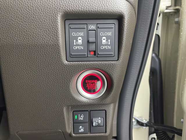 ホンダ Ｎ ＢＯＸ L 栃木県 2022(令4)年 2.4万km プレミアムアイボリーパールⅡ 両側パワースライドドア/ナビ/　CD/DVD/BT/AM/FM/SD/バックカメラ/ドライブレコーダー/シートヒーター/衝突軽減ブレーキ/レーンキープアシスト/バックソナー/レーダークルーズコントロール/オートLEDヘッドライト/オートハイビーム/電格ウィンカーミラー/ステアリングスイッチ/オートホールド/　　　　　　　　　　　　　　　　　　　　　　　　　　　　　　