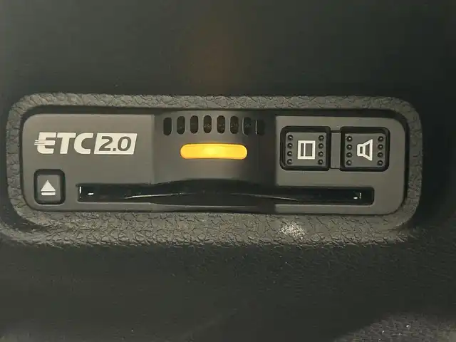 ホンダ インサイト EX 愛知県 2018(平30)年 1.9万km コスミックブルーメタリック 純正ホンダインターナビ/CD/DVD/Bluetooth/フルセグTV/バックカメラ/純正ETC2.0/ホンダセンシング/衝突軽減ブレーキ/ブラインドスポットモニター/エレクトリックギアセレクター/D/N席パワーシート/シートヒーター/コンビシート/17incAW/プラズマクラスターエアコンディショナー/8スピーカー（4スピーカー＋4ツイーター）/LEDヘッドライト/オートライト/スマートキー/プッシュスタート