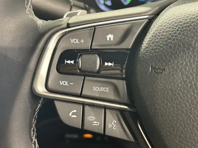 ホンダ インサイト EX 愛知県 2018(平30)年 1.9万km コスミックブルーメタリック 純正ホンダインターナビ/CD/DVD/Bluetooth/フルセグTV/バックカメラ/純正ETC2.0/ホンダセンシング/衝突軽減ブレーキ/ブラインドスポットモニター/エレクトリックギアセレクター/D/N席パワーシート/シートヒーター/コンビシート/17incAW/プラズマクラスターエアコンディショナー/8スピーカー（4スピーカー＋4ツイーター）/LEDヘッドライト/オートライト/スマートキー/プッシュスタート