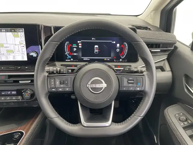 日産 オーラ G 神奈川県 2021(令3)年 4.1万km ミッドナイトブラック/サンライズカッパー プロパイロット/BOSEプレミアムサウンド/純正9インチディスプレイオーディオナビ（あり）/三眼LEDヘッドライト/全方位カメラ/クルーズコントロール/コーナーセンサー/純正アルミホイール/ETC2.0/ブラインドスポットモニター/インテリジェントミラー/オートマチックハイビーム/ワイヤレス充電器/衝突被害軽減ブレーキ/フルセグTV/Bluetooth/ステアリングスイッチ/スマートキー/プッシュスタート