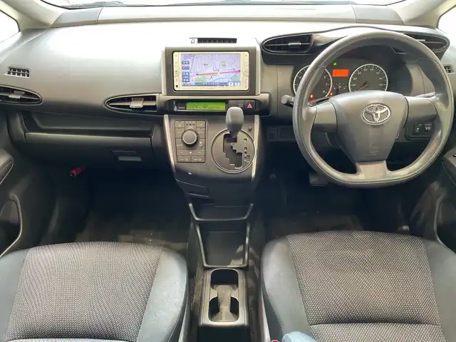 トヨタ ウィッシュ 1．8A 埼玉県 2013(平25)年 5.6万km ブラキッシュレッドマイカ 純正SDナビ/　　Bluetooth/ワンセグTV/純正15インチアルミホイール/ETC