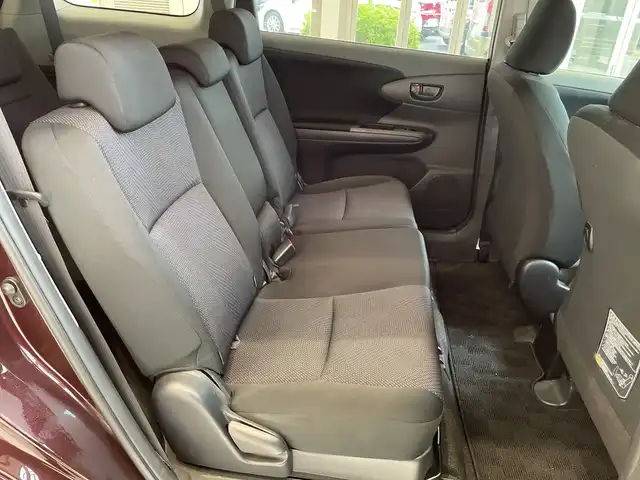 トヨタ ウィッシュ 1．8A 埼玉県 2013(平25)年 5.6万km ブラキッシュレッドマイカ 純正SDナビ/　　Bluetooth/ワンセグTV/純正15インチアルミホイール/ETC