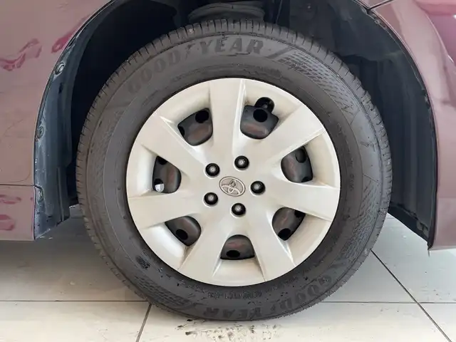 トヨタ ウィッシュ 1．8A 埼玉県 2013(平25)年 5.6万km ブラキッシュレッドマイカ 純正SDナビ/　　Bluetooth/ワンセグTV/純正15インチアルミホイール/ETC