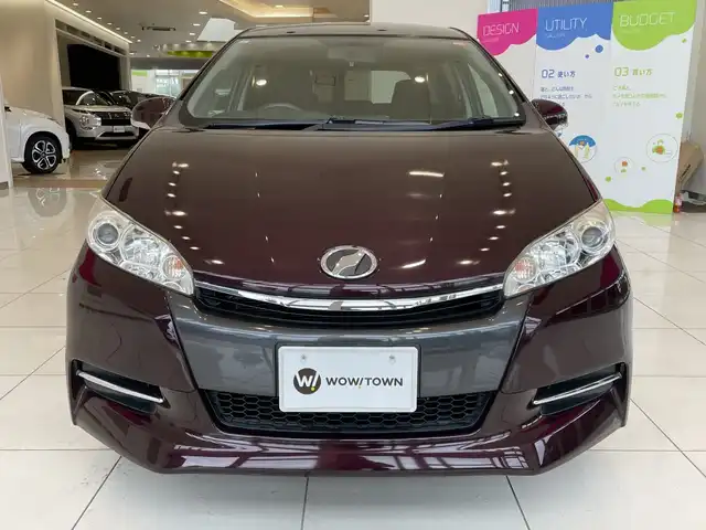 トヨタ ウィッシュ 1．8A 埼玉県 2013(平25)年 5.6万km ブラキッシュレッドマイカ 純正SDナビ/　　Bluetooth/ワンセグTV/純正15インチアルミホイール/ETC