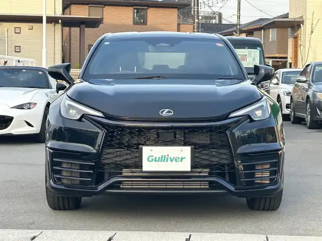 レクサス ＬＢＸ モリゾウ RR 静岡県 2025(令7)年 0.3万km グラファイトブラックガラスフレーク エンジンスタートボタン/パワーステアリング/パワーウィンドウ/4WD/スマートキー/オートエアコン/レーダークルーズコントロール/USB入力端子/純正ETC2.0/バックカメラ/純正ナビ/電動リアゲート/フロアマット/D席N席シートヒーター/D席パワーシート/純正アルミホイール/ABS/横滑り防止装置/コーナーセンサー前後/レーンキープアシスト/オートライト/オートマチックハイビーム/LEDヘッドライト/W+サイドエアバッグ/衝突軽減システム/ワイヤレス充電/ステアリングヒーター/BSM/ヘッドアップディスプレイ