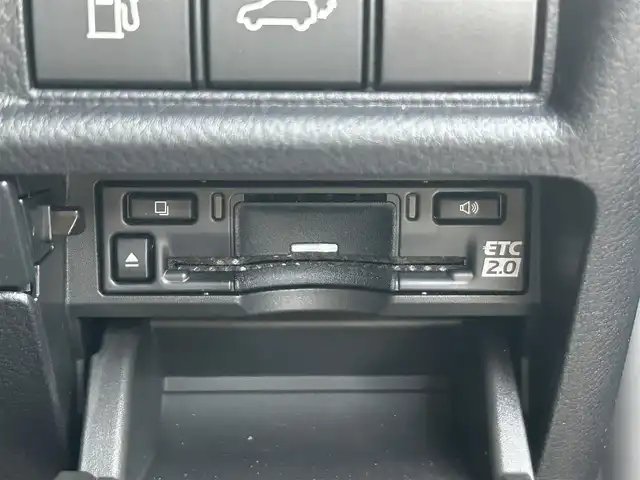 レクサス ＬＢＸ モリゾウ RR 静岡県 2025(令7)年 0.3万km グラファイトブラックガラスフレーク エンジンスタートボタン/パワーステアリング/パワーウィンドウ/4WD/スマートキー/オートエアコン/レーダークルーズコントロール/USB入力端子/純正ETC2.0/バックカメラ/純正ナビ/電動リアゲート/フロアマット/D席N席シートヒーター/D席パワーシート/純正アルミホイール/ABS/横滑り防止装置/コーナーセンサー前後/レーンキープアシスト/オートライト/オートマチックハイビーム/LEDヘッドライト/W+サイドエアバッグ/衝突軽減システム/ワイヤレス充電/ステアリングヒーター/BSM/ヘッドアップディスプレイ