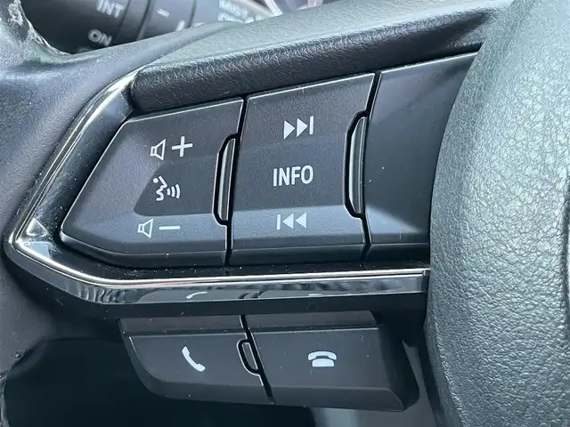 マツダ ＣＸ－５ XD Lパッケージ 香川県 2018(平30)年 7.1万km ソウルレッドクリスタルM 登録時走行距離70329km/純正8.8型SDナビ/（フルセグTV/Bluetooth/DVD/USB/AUX）/バックカメラ/純正ドライブレコーダー/衝突軽減ブレーキ/レーンキープアシスト/コーナーセンサー/レーダークルーズコントロール/ブラインドスポットモニター/ヘッドアップディスプレイ/革巻きステアリング/ステアリングスイッチ/ステアリングヒーター/黒革シート/前席パワーシート/運転席メモリー機能/前席シートヒーター/パワーバックドア/電動パーキングブレーキ/オートブレーキホールド/オートライト/LEDヘッドライト/フォグライト/純正19インチアルミホイール/純正フロアマット/ETC/トノカバー/ドアバイザー/ウィンカー付電動格納ミラー（オート開閉機能付）/ISOFIX/デュアルオートエアコン/スマートキー/プッシュスタート