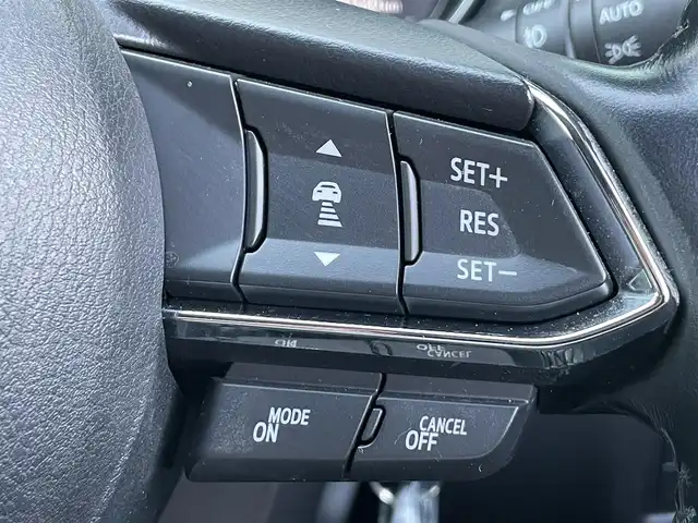 マツダ ＣＸ－５ XD Lパッケージ 香川県 2018(平30)年 7.1万km ソウルレッドクリスタルM 登録時走行距離70329km/純正8.8型SDナビ/（フルセグTV/Bluetooth/DVD/USB/AUX）/バックカメラ/純正ドライブレコーダー/衝突軽減ブレーキ/レーンキープアシスト/コーナーセンサー/レーダークルーズコントロール/ブラインドスポットモニター/ヘッドアップディスプレイ/革巻きステアリング/ステアリングスイッチ/ステアリングヒーター/黒革シート/前席パワーシート/運転席メモリー機能/前席シートヒーター/パワーバックドア/電動パーキングブレーキ/オートブレーキホールド/オートライト/LEDヘッドライト/フォグライト/純正19インチアルミホイール/純正フロアマット/ETC/トノカバー/ドアバイザー/ウィンカー付電動格納ミラー（オート開閉機能付）/ISOFIX/デュアルオートエアコン/スマートキー/プッシュスタート