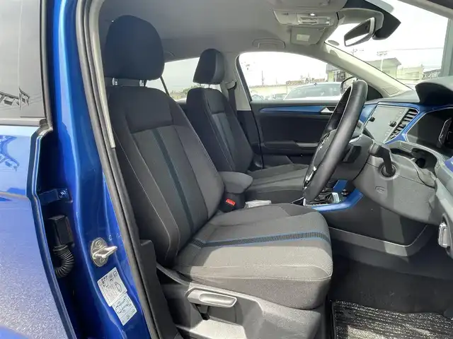 フォルクスワーゲン Ｔ－ロック TDI スタイル デザインPKG 石川県 2020(令2)年 4.4万km 青／白 純正メモリナビ/(Bluetooth/フルセグTV)/ルーフレール/バックカメラ/ETC2.0/電動リアゲート/追従走行付きクルーズコントロール/純正17インチアルミホイール/純正フロアマット/ABS/横滑り防止装置/レーンキープアシスト/盗難防止装置/オートライト/衝突被害軽減システム