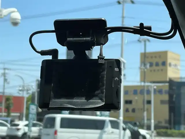 トヨタ ルーミー カスタムG 愛媛県 2021(令3)年 3.7万km ブラックマイカメタリック/ファイアークォーツレッドメタリック 登録時走行距離:36828km/純正メモリナビ/AM/FM/CD/DVD/フルセグTV/SD/Bluetooth/バックカメラ/前後ドライブレコーダー/ETC/アイドリングストップ/衝突軽減システム/横滑り防止装置/レーダークルーズコントロール/LEDヘッドライト/オートライト/両側パワースライドドア/エンジンスタートボタン/スマートキー/純正アルミホイール/コーナーセンサー/HAC