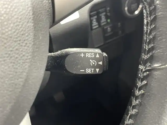 トヨタ ルーミー カスタムG S 福岡県 2018(平30)年 9.2万km パールホワイトⅢ 純正９型ナビ（ＢＴ，フルセグＴＶ）　/バックカメラ　/ビルトインＥＴＣ２．０　/前後ドラレコ　/クルーズコントロール　/コーナーセンサー　/衝突軽減ブレーキ　/両側電動スライドドア　/純正１４インチＡＷ　/ＬＥＤライト