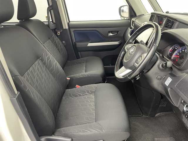 トヨタ ルーミー カスタムG S 山形県 2018(平30)年 9.2万km パールホワイトⅢ (株)IDOMが運営する【じしゃロン山形店】の自社ローン専用車両になります。/こちらは現金またはオートローンご利用時の価格です。/自社ローンご希望の方は別途その旨お申付け下さい。/純正９型ナビ（ＢＴ，フルセグＴＶ）　/バックカメラ　/ビルトインＥＴＣ２．０　/前後ドラレコ　/クルーズコントロール　/コーナーセンサー　/衝突軽減ブレーキ　/両側電動スライドドア　/純正１４インチＡＷ　/ＬＥＤライト