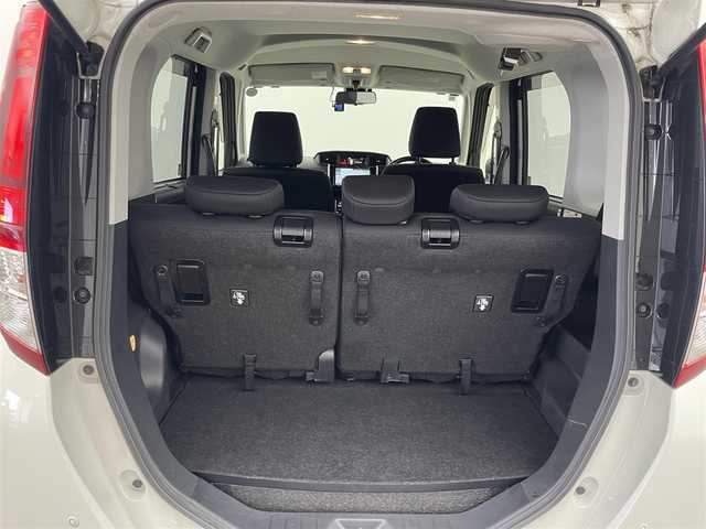 トヨタ ルーミー カスタムG S 山形県 2018(平30)年 9.2万km パールホワイトⅢ (株)IDOMが運営する【じしゃロン山形店】の自社ローン専用車両になります。/こちらは現金またはオートローンご利用時の価格です。/自社ローンご希望の方は別途その旨お申付け下さい。/純正９型ナビ（ＢＴ，フルセグＴＶ）　/バックカメラ　/ビルトインＥＴＣ２．０　/前後ドラレコ　/クルーズコントロール　/コーナーセンサー　/衝突軽減ブレーキ　/両側電動スライドドア　/純正１４インチＡＷ　/ＬＥＤライト