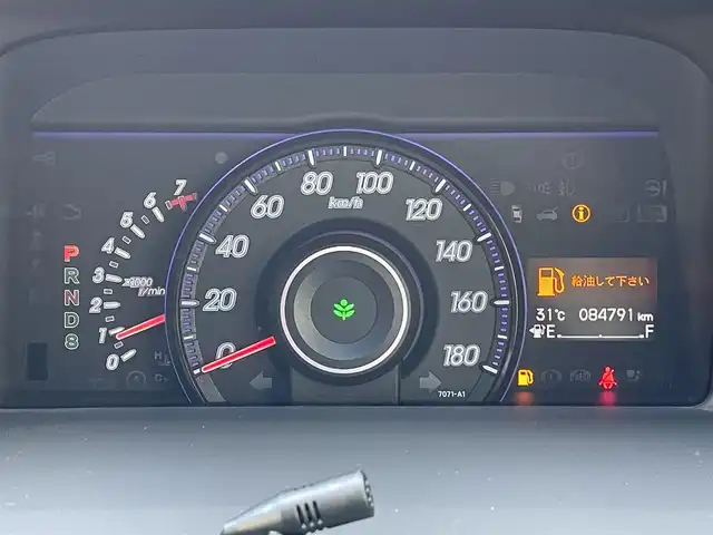 ホンダ ステップワゴン スパーダ Z クールスピリット 東京都 2015(平27)年 8.5万km プレミアムスパークルブラックパール 純正9インチプレミアムインターナビ/AM/FM/CD/DVD/SD/Bluetooth/フルセグTV/バックカメラ/両側パワースライドドア/クルーズコントロール/COOL SPIRIT専用コンビシート（プライムスムース×ファブリック）/ディスチャージヘッドライト（HID）/アクティブコーナリングライト/スマートキー×２/LEDアクセサリーランプ内蔵ダーククロームメッキフロントグリル/スパーダ専用17インチアルミホイール/ETC/ドライブレコーダー（CSD-500FHR)/GPSレーダー（AR-282GA)