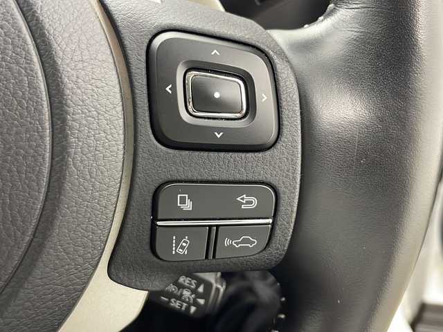 レクサス ＮＸ 300h バージョンL 秋田県 2020(令2)年 4万km ソニッククォーツ 4WD/純正ナビ（フルセグTV CD　DVD BT AMFMチューナー）/衝突被害軽減システム/レーンキープアシスト/コーナーセンサー後方 /クルーズコントロール/ドライブレコーダー前方/パドルシフト/クリアランスソナー/電動リアゲート/バック 全方位カメラ/ETC2.0/オートホールド/自動パーキングブレーキ/全席シートヒーター/全席パワーシート/前席エアシート/シートメモリー/レザーシート/革巻きステアリング/ステアリングヒーター/純正18インチアルミホイール装着/LEDヘッドライト フォグランプ/オートマチックハイビーム/純正フロアマット/電動格納ミラー/横滑り防止/ダブルサイドエアバッグ/カーテンエアバッグ/盗難防止装置/保証書/ウィンカーミラー