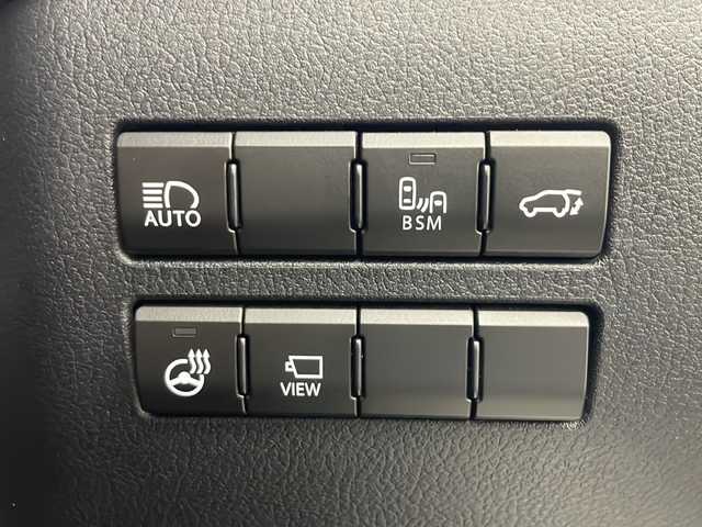 レクサス ＮＸ 300h バージョンL 秋田県 2020(令2)年 4万km ソニッククォーツ 4WD/純正ナビ（フルセグTV CD　DVD BT AMFMチューナー）/衝突被害軽減システム/レーンキープアシスト/コーナーセンサー後方 /クルーズコントロール/ドライブレコーダー前方/パドルシフト/クリアランスソナー/電動リアゲート/バック 全方位カメラ/ETC2.0/オートホールド/自動パーキングブレーキ/全席シートヒーター/全席パワーシート/前席エアシート/シートメモリー/レザーシート/革巻きステアリング/ステアリングヒーター/純正18インチアルミホイール装着/LEDヘッドライト フォグランプ/オートマチックハイビーム/純正フロアマット/電動格納ミラー/横滑り防止/ダブルサイドエアバッグ/カーテンエアバッグ/盗難防止装置/保証書/ウィンカーミラー