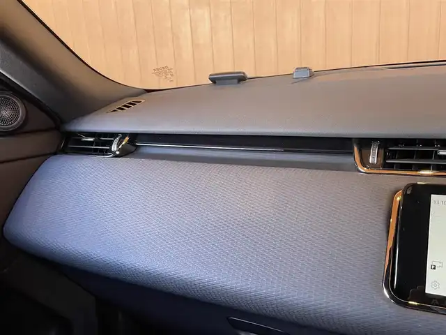 ランドローバー レンジローバーイヴォーク Rダイナミック S 愛知県 2022(令4)年 4万km サントリーニブラック ブラックデザイン/純正ナビ/360度カメラ/AppleCarPlay/黒革シート/シートヒーター/アダプティブクルーズコントロール/レーンキープ/ブラインドスポット/電動リアゲート/LEDヘッドライ/ 純正20インチ黒アルミホイール