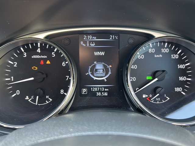 日産 エクストレイル 20X エマージェンシーブレーキ 埼玉県 2014(平26)年 12.9万km ブリリアントホワイトパール ワンオーナー/(株)IDOMが運営する【じしゃロン熊谷店】の自社ローン専用車両になりますこちらは現金またはオートローンご利用時の価格です。自社ローンご希望の方は別途その旨お申付け下さい/純正SDナビ/FM/AM/CD/Bluetooth接続/フルセグ/バックモニター/全周囲モニター/横滑り防止装置/アイドリングストップ/スマートキー/ETC/レザーシート/前席シートヒーター/純正フロアマット/オートライト/17インチ純正アルミホイール付き/ルーフレール/純正ドアバイザー/17インチアルミホイール付き冬タイヤ積込/スペアキー×1