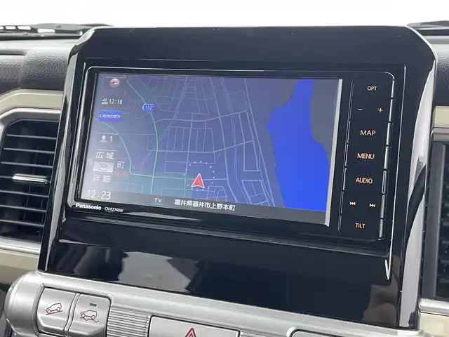 スズキ クロスビー HYBRID MZ 福井県 2018(平30)年 5.4万km キャラバンアイボリーパールメタリック/ホワイト 2トーンルーフ ワンオーナー/４WD/ターボ/純正ナビ【CN-RZ746W】/CD/DVD/フルセグTV/Bluetooth/SD/AM/FM/バックカメラ /衝突軽減ブレーキ/レーンキープアシスト/ビルトインETC/プッシュスタート/スペアキー/純正ドライブレコーダー/シートヒーター /革巻きステアリング/ステアリングリモコン/ステアリングチルド機構/オートライト /LED/フォグランプ/リアワイパー/純正１６インチアルミ/純正フロアマット
