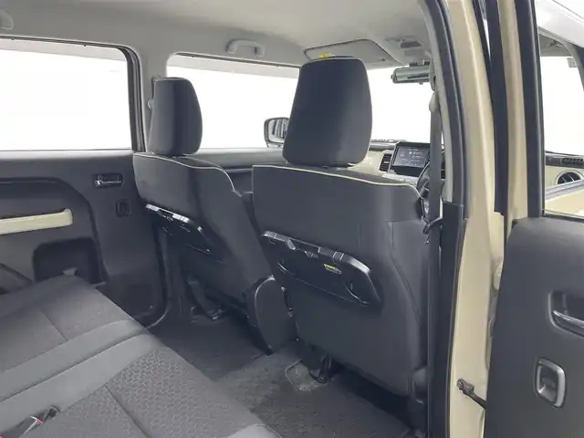 スズキ クロスビー HYBRID MZ 福井県 2018(平30)年 5.4万km キャラバンアイボリーパールメタリック/ホワイト 2トーンルーフ ワンオーナー/４WD/ターボ/純正ナビ【CN-RZ746W】/CD/DVD/フルセグTV/Bluetooth/SD/AM/FM/バックカメラ /衝突軽減ブレーキ/レーンキープアシスト/ビルトインETC/プッシュスタート/スペアキー/純正ドライブレコーダー/シートヒーター /革巻きステアリング/ステアリングリモコン/ステアリングチルド機構/オートライト /LED/フォグランプ/リアワイパー/純正１６インチアルミ/純正フロアマット